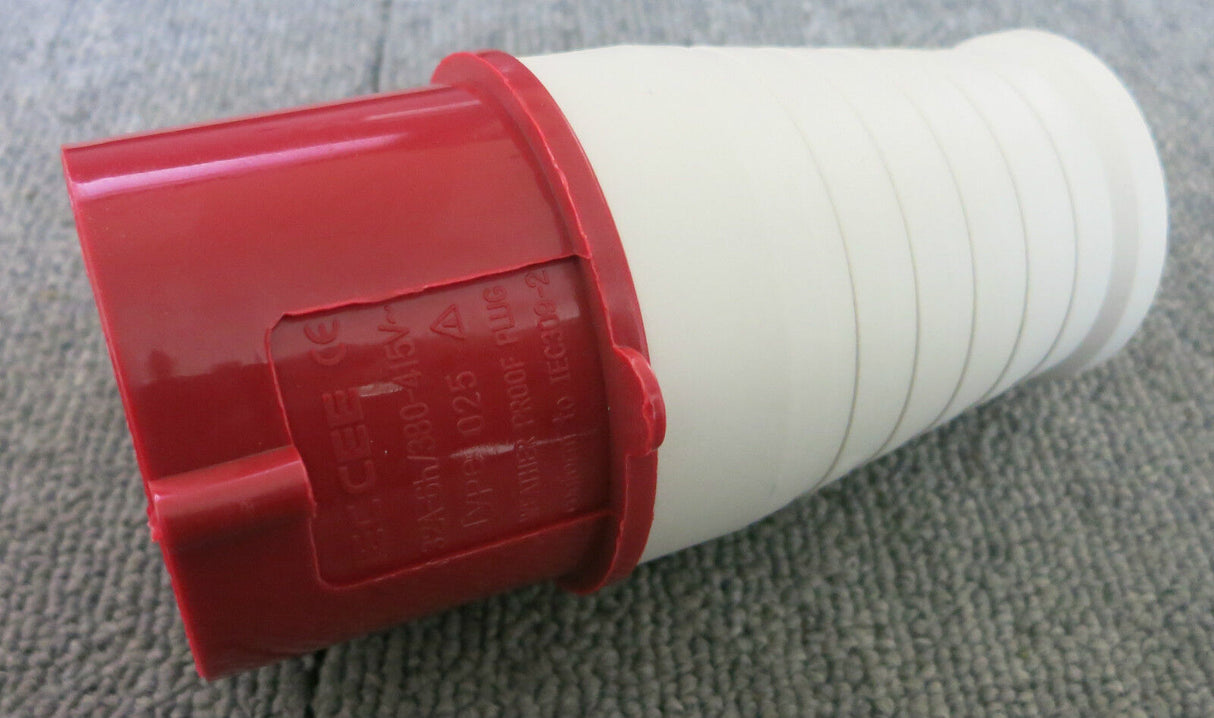 Knightsbridge Red Industrial Plug 3P+N+E IP44 32A 415V Type 025 IN0016