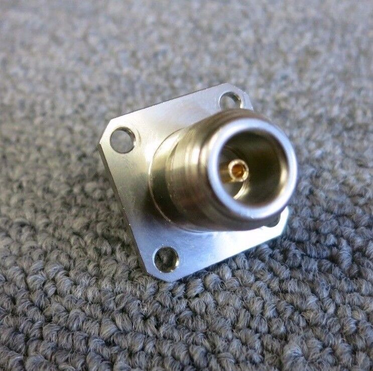 Huber & Suhner 37_N-SMA-50-1/1-UE Gerader 50? HF-Adapter Typ N-Buchse auf SMA