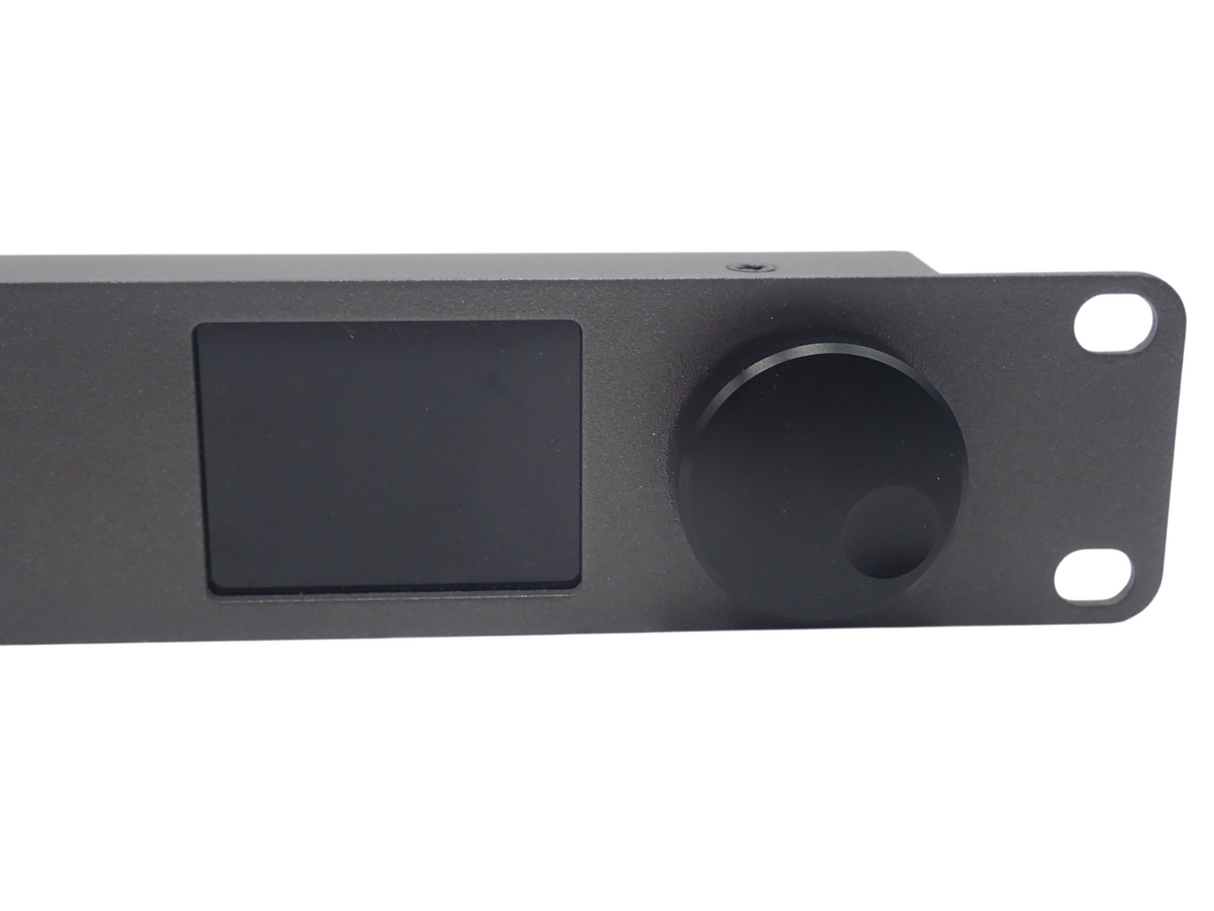 8652586