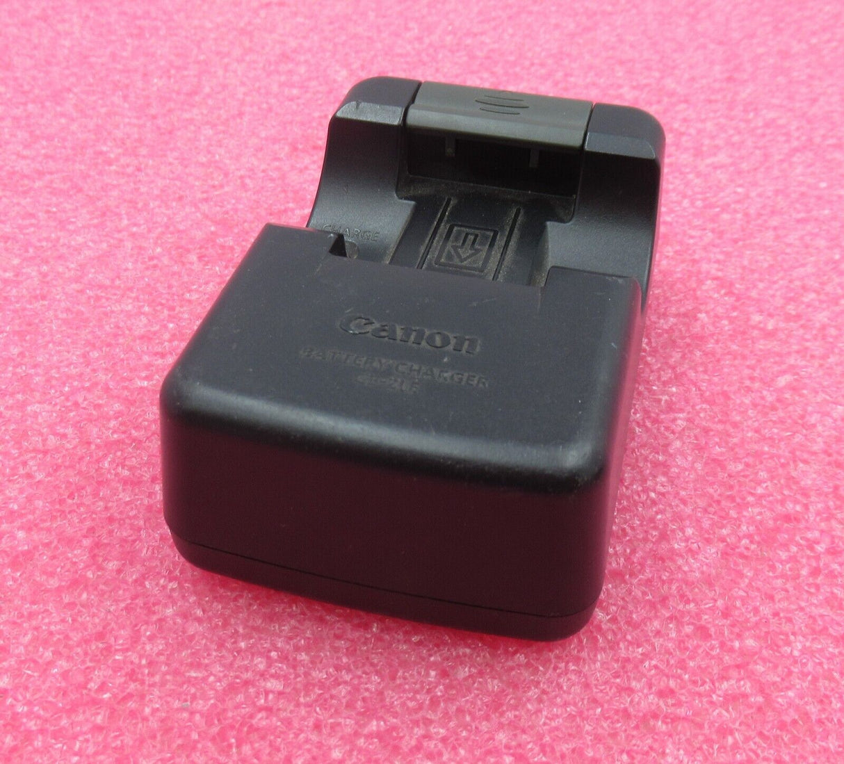 Canon Battery Charger for Digital Camera Ixus 110-240v 4.2v/8.4v 600mAh - CB2LE