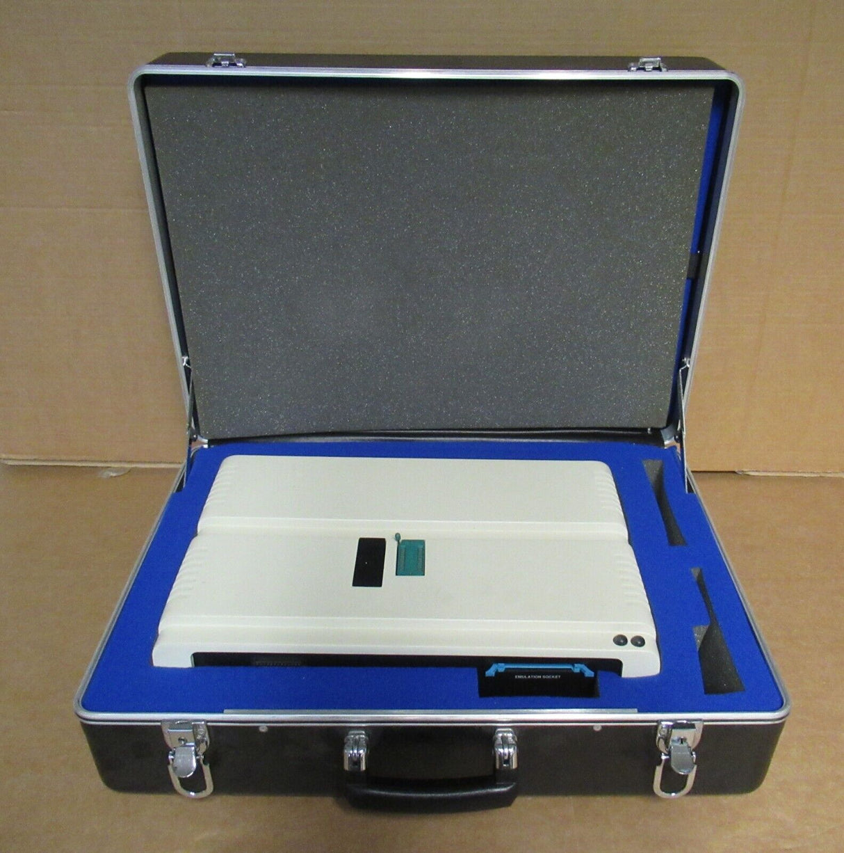 Émulateur en temps réel en circuit Ashling Microsystems CTS80 50 Hz - CT UDS CT8085