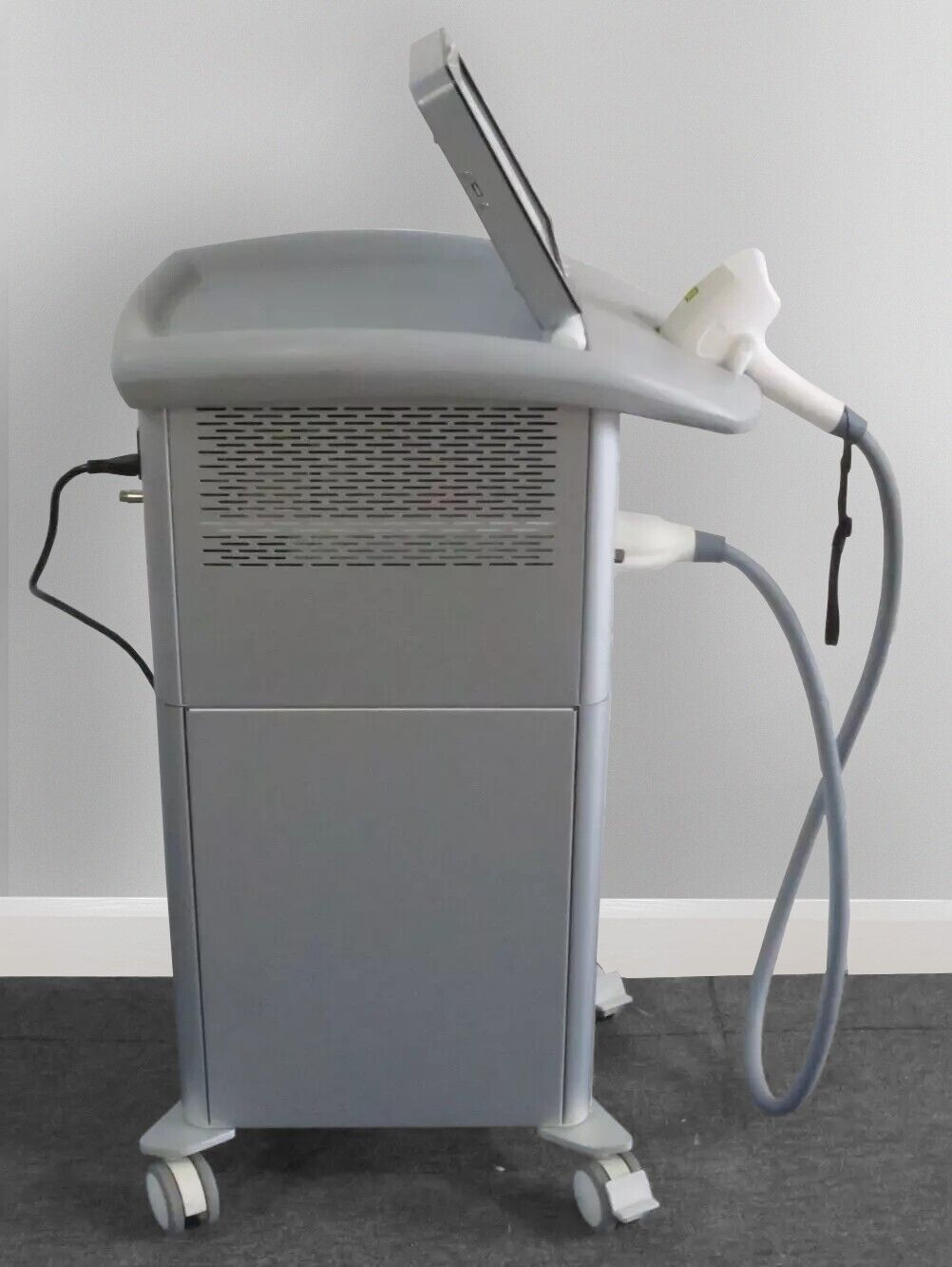 Lynton Asirox Initia Diode Laser 810nm 10mm HR Body Facial Hair Removal Machine