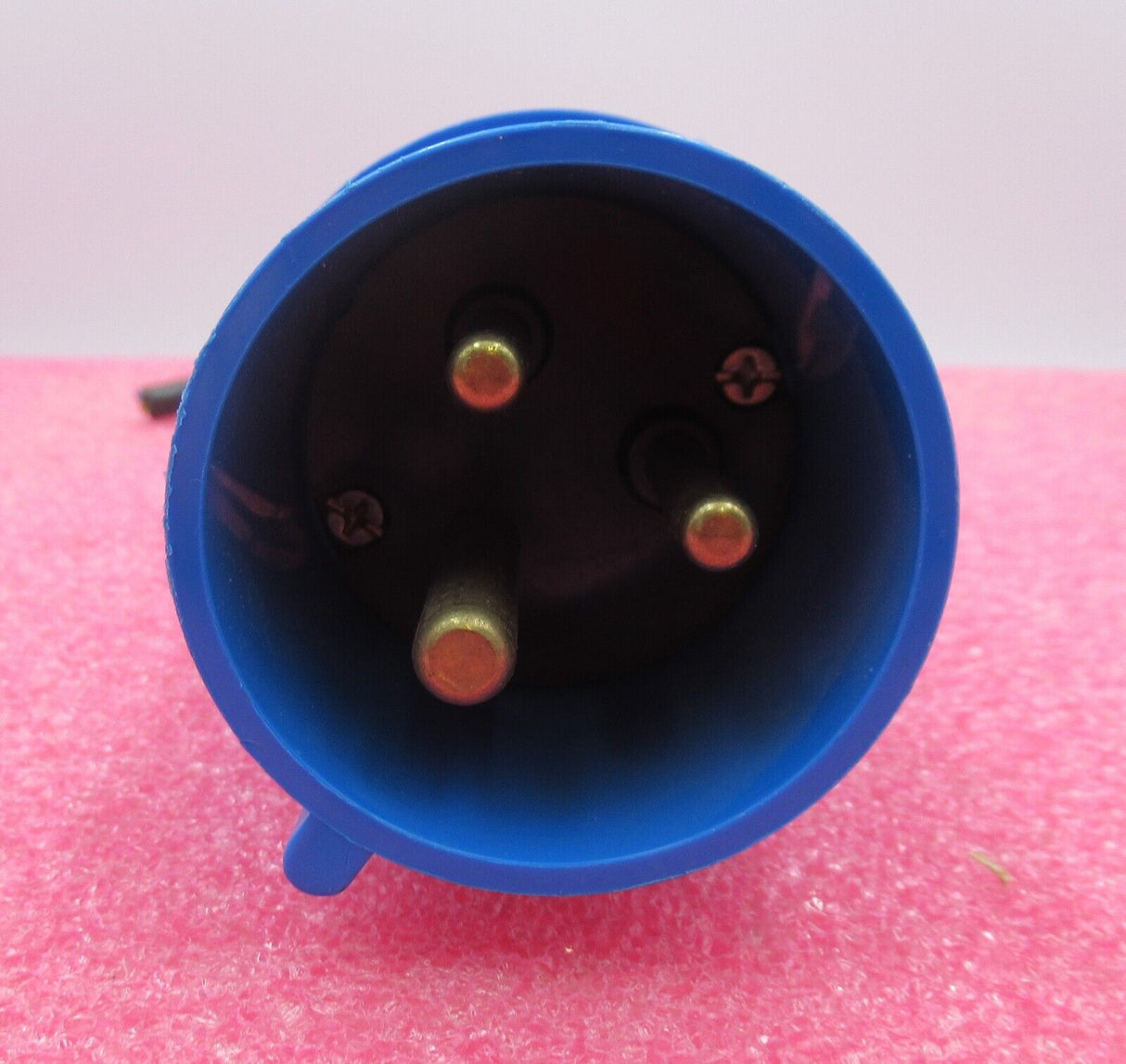 Bals CEE Norm 3 polig 240v Stecker Steckeroberteil IP44 Blau Typ 21013