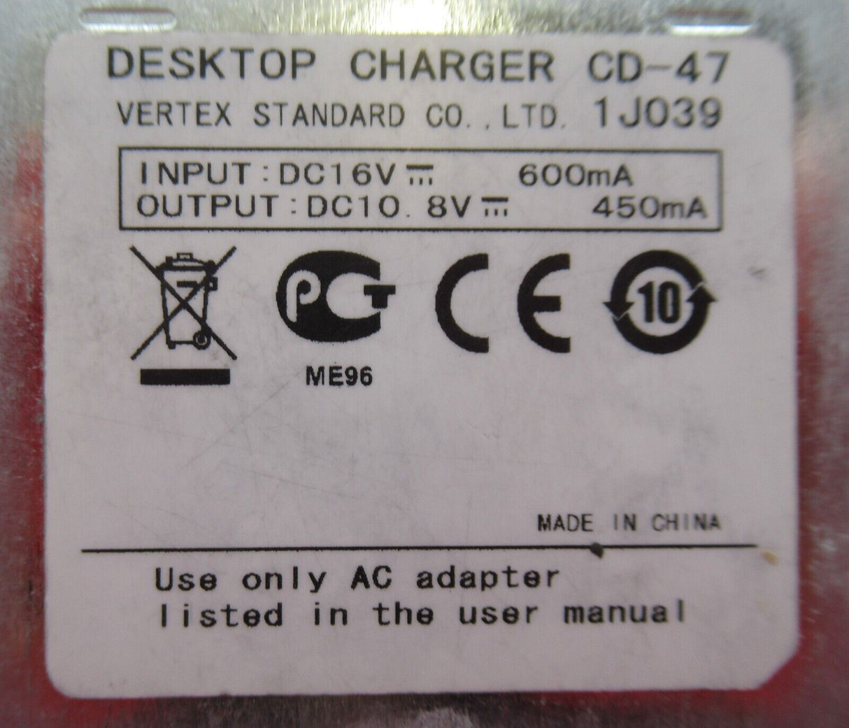 Vertex Standard CD-47 Ni-MH Desktop Charger Base Cradle And AC Power Adapter