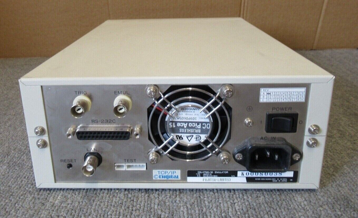 Émulateur Fujitsu DSU-FR20/30 KM13B-0120-B690 MB2197-01
