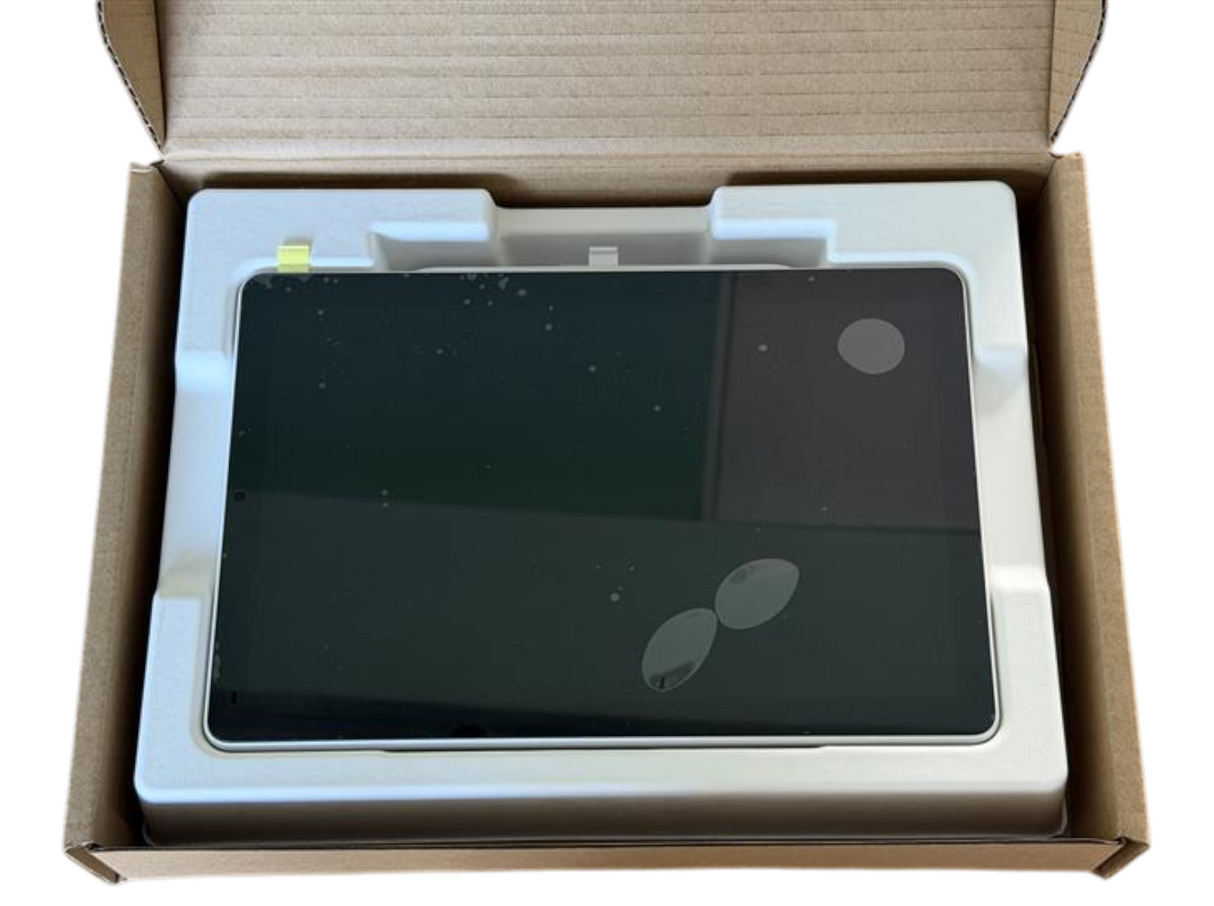 New Cisco CS KITPLUS K9 Webex Room Kit Plus 4K Codec QuadCam Room Navigator Set9