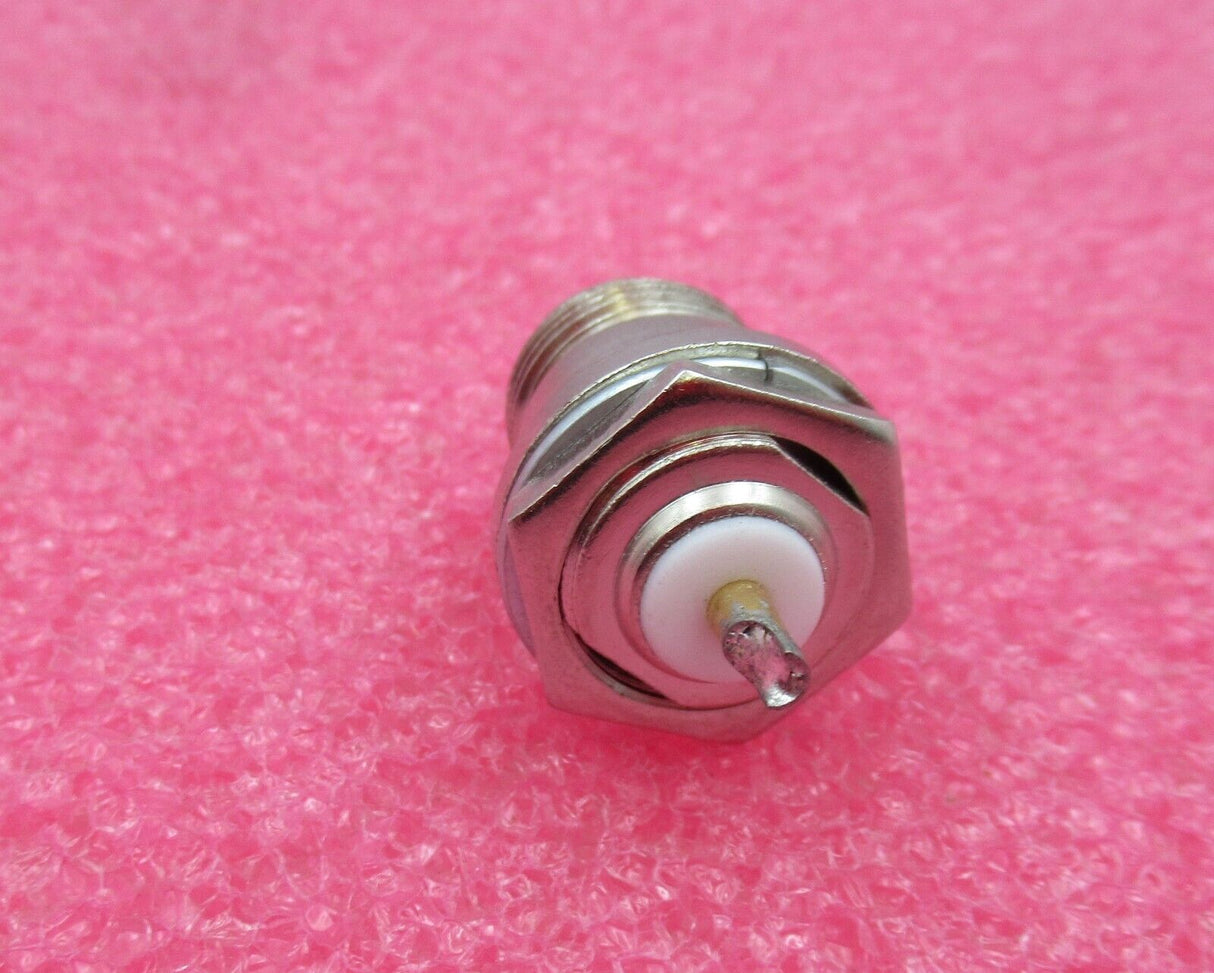 Connecteur femelle de type N vers cloison avec adaptateur coaxial RF droit à coupelle à souder