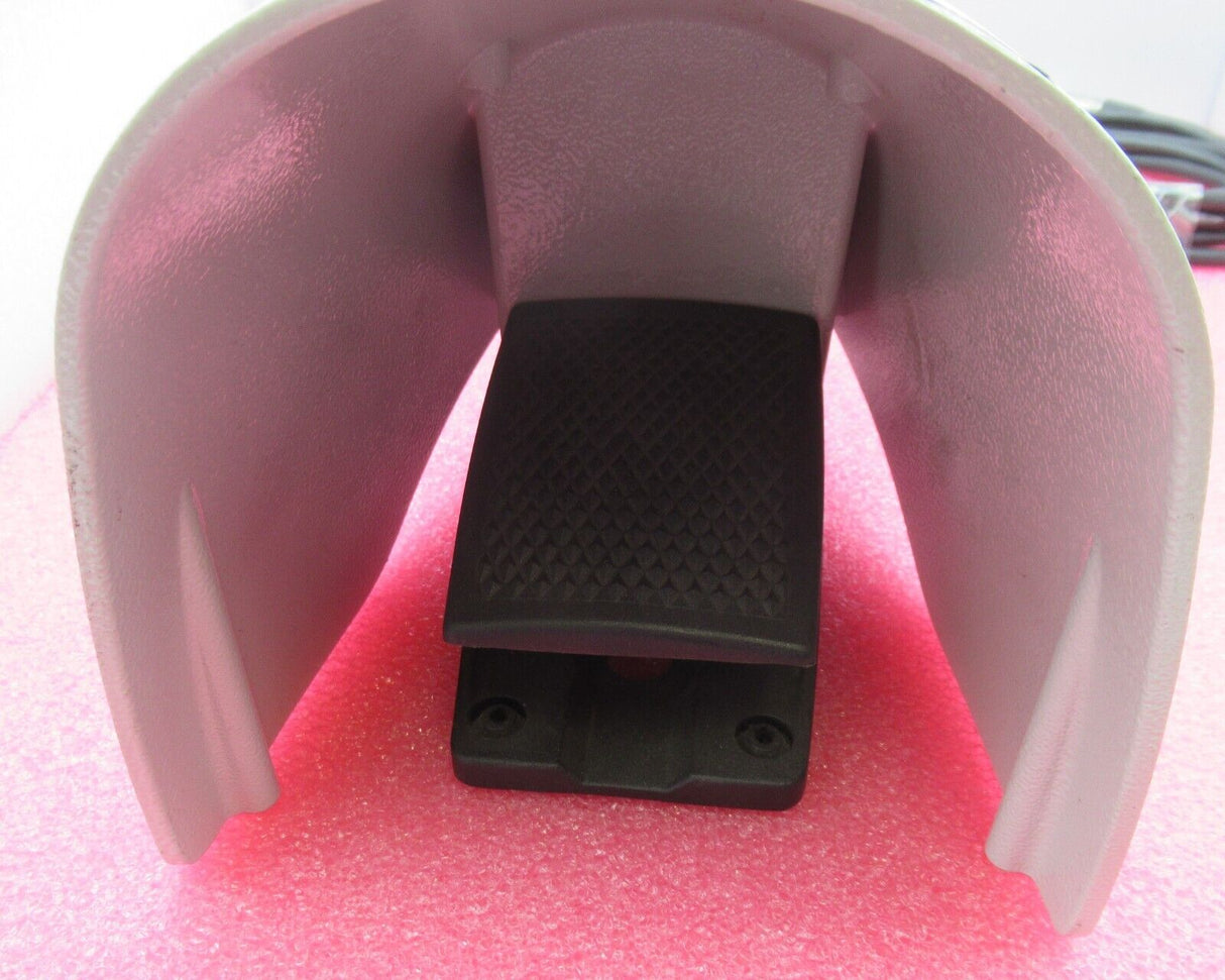 Chromogenex NLite Herga IPX1 Foot Pedal 5 Pin Switch P/N:6251-0012 M07-1027