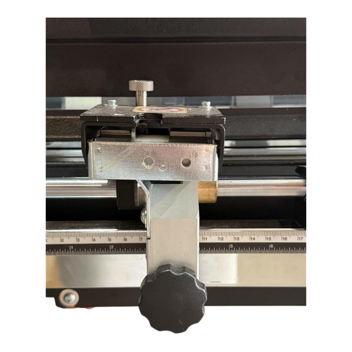 Neolt Factory XY Matic Trim 165 Automatic 4 Side XY 1650mm Wide Format Cutter10