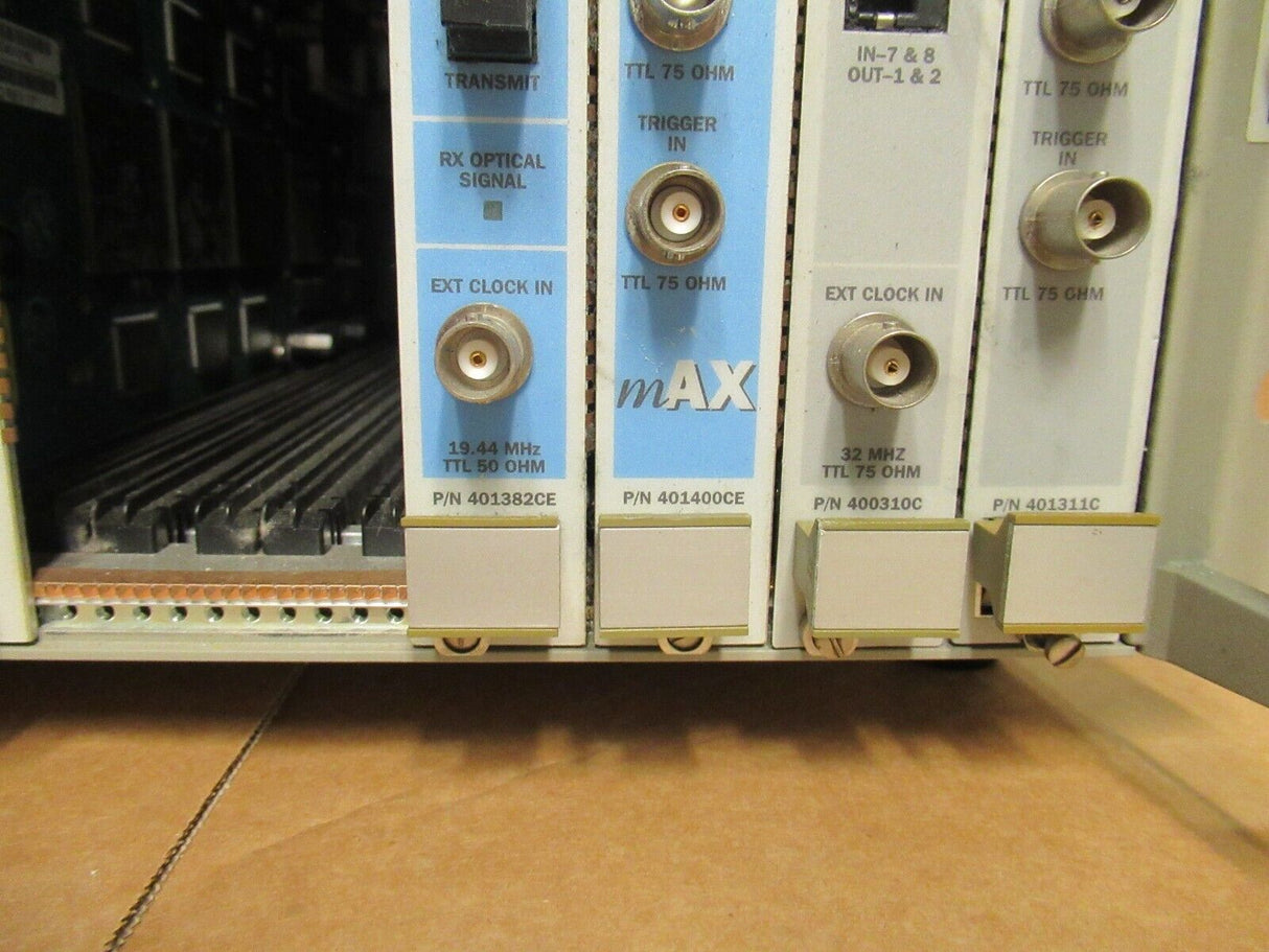 Spirent Adtech AX/4000 Breitband-Testsystem, 17-Slot-Gehäuse – 400140CE