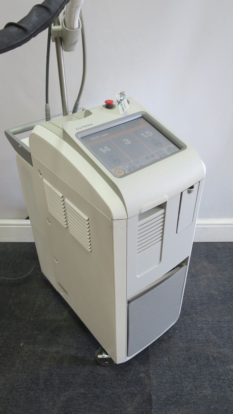 Cutera Excel HR Alexandrite 755 nm Nd:YAG 1064nm Laser Hair Removal Skin Machine4