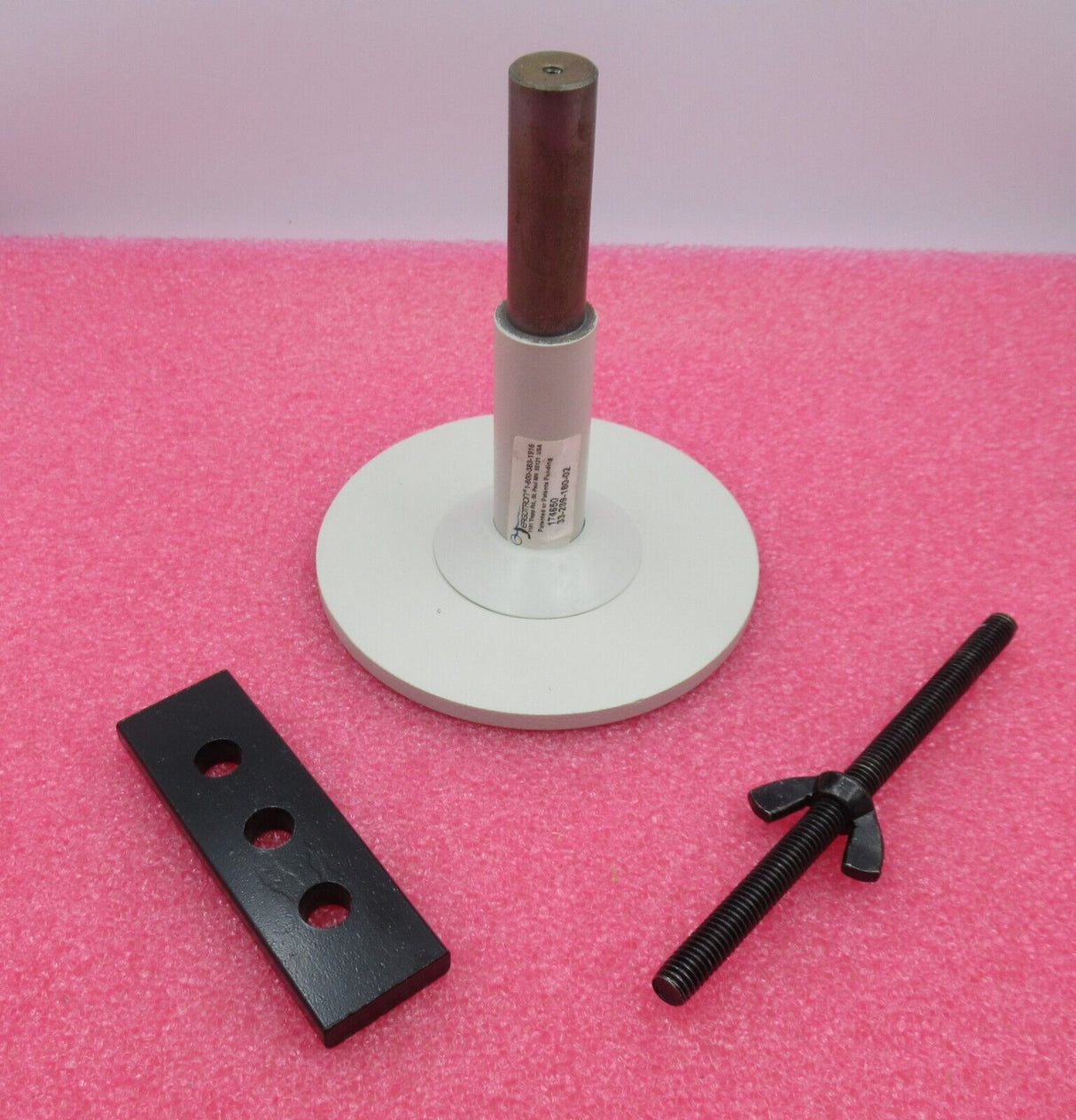 Ergotron 33-269-180-02 Grey HD FPM Arm & 10" Lift Arm Grommet Mount Kit