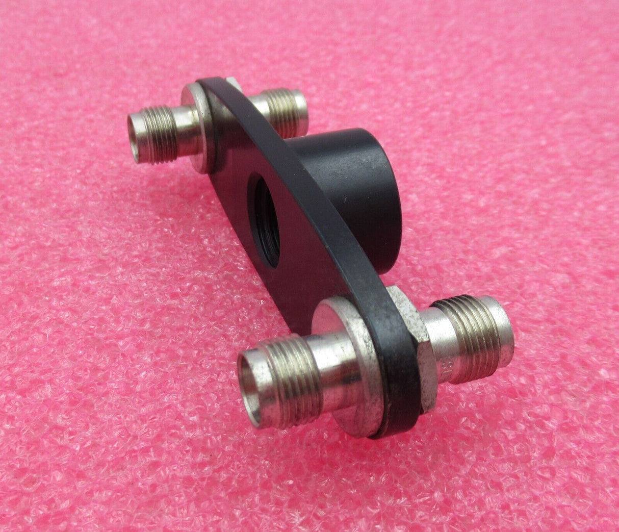 Leica Geosystems GAD46 Double Arm for UHF GSM Antennas Fits 2 Antennas & 2 Cable