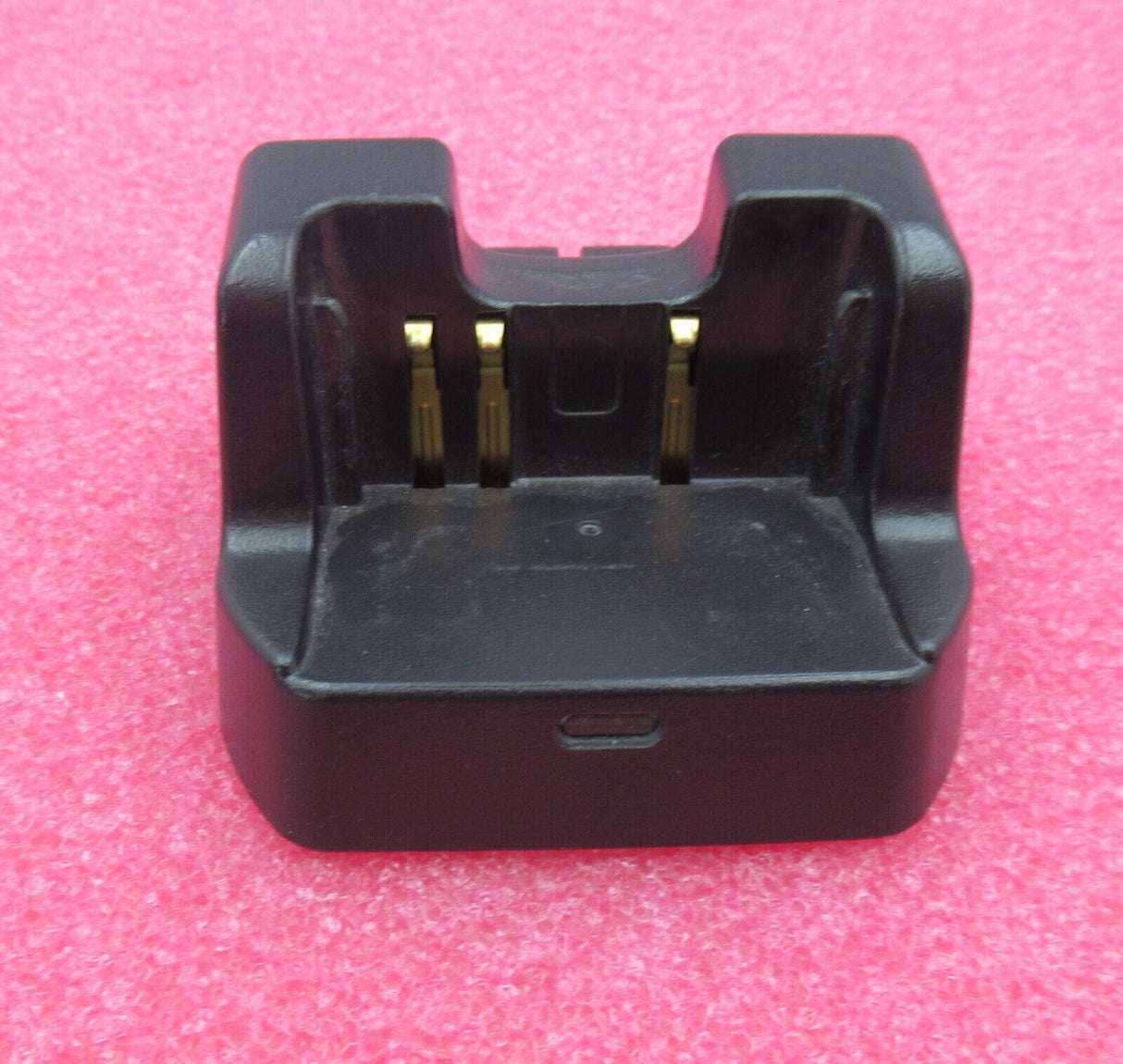 Vertex Standard CD-47 Ni-MH Desktop Charger Base Cradle And AC Power Adapter