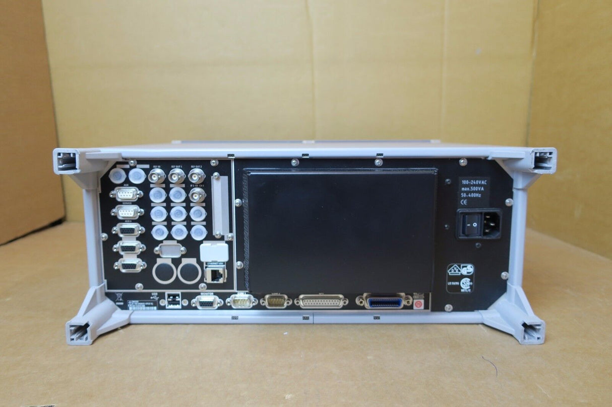 Rohde & Schwarz CMU 200 Universal Radio Communication Tester 1100.0008.02 R&S