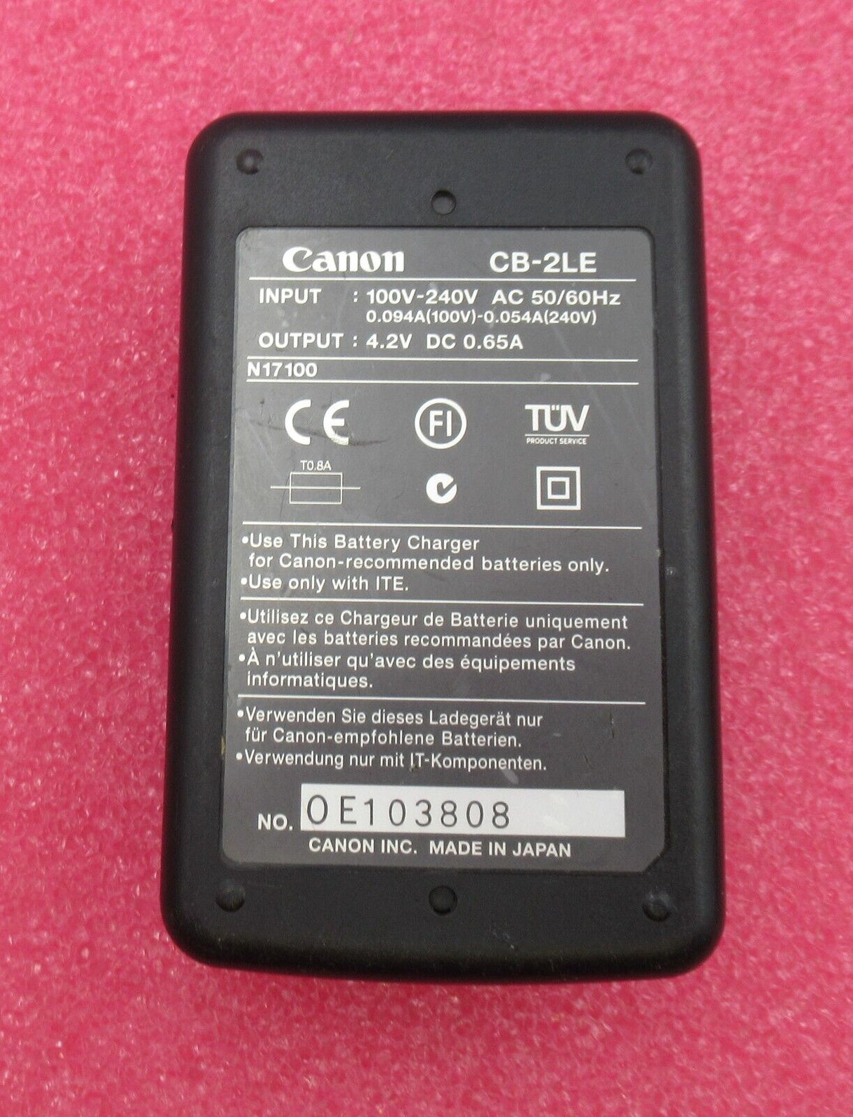 Canon Battery Charger for Digital Camera Ixus 110-240v 4.2v/8.4v 600mAh - CB2LE