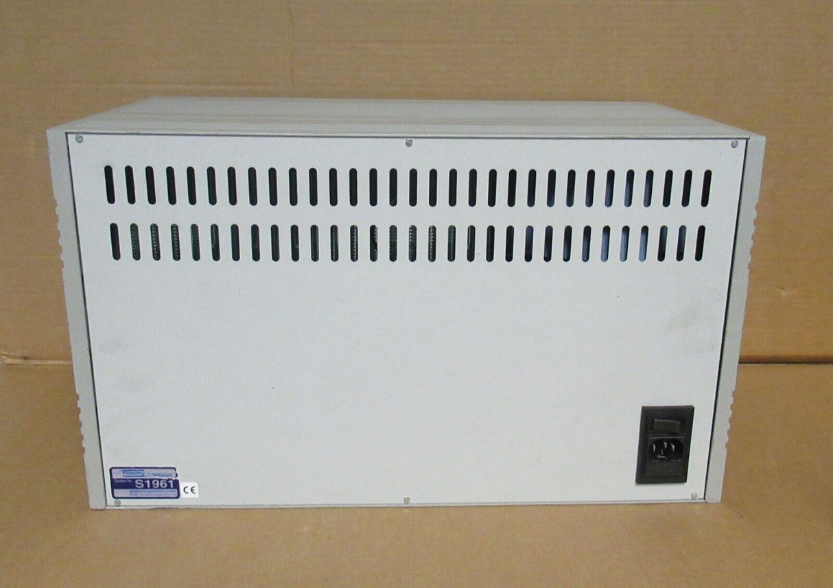 Pickering S1961 6U System 10-Slot Chassis 8x 20-790-711 Interface Modules