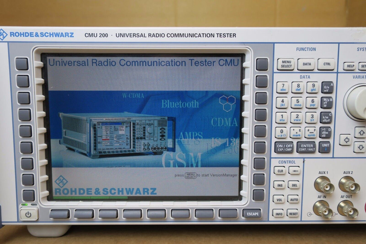 Rohde & Schwarz CMU 200 Universal Radio Communication Tester 1100.0008.02 R&S
