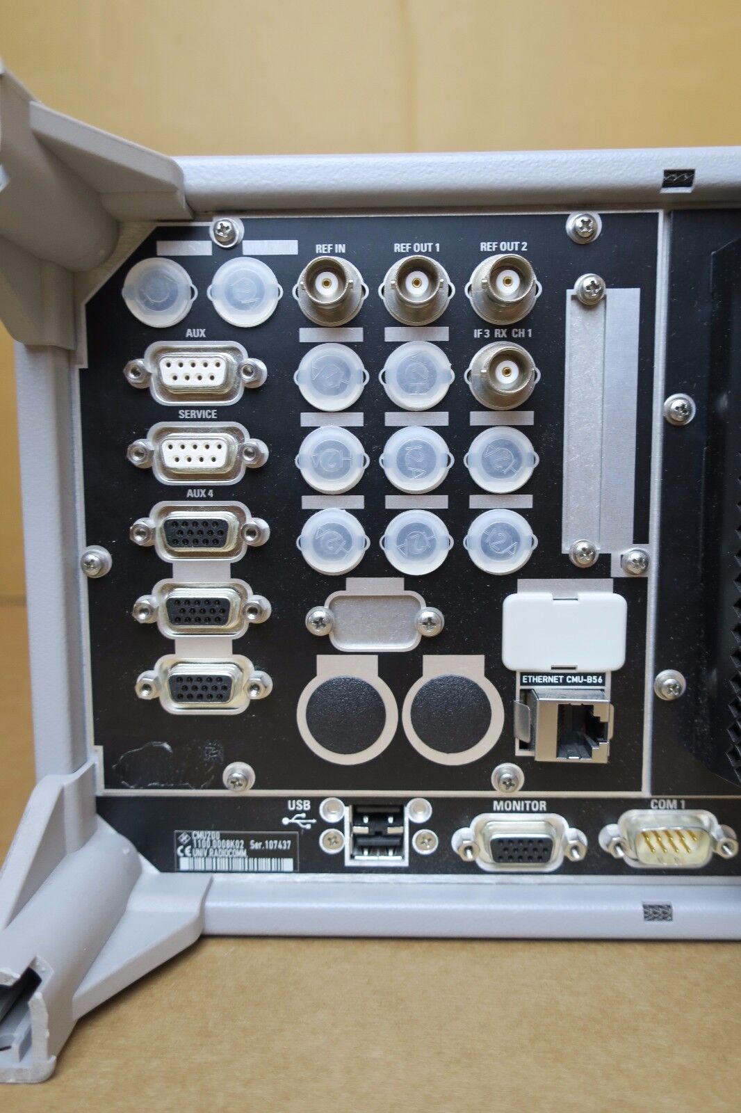 Rohde & Schwarz CMU 200 Universal Radio Communication Tester 1100.0008.02 R&S