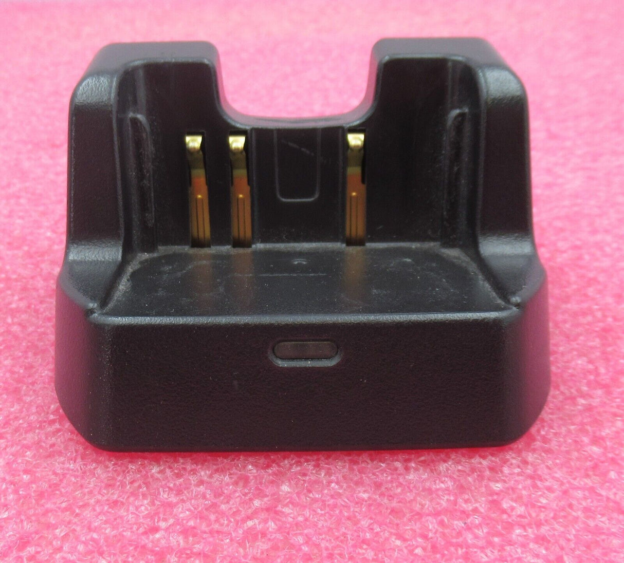 Vertex Standard CD-47 Ni-MH Desktop Charger Base Cradle And AC Power Adapter