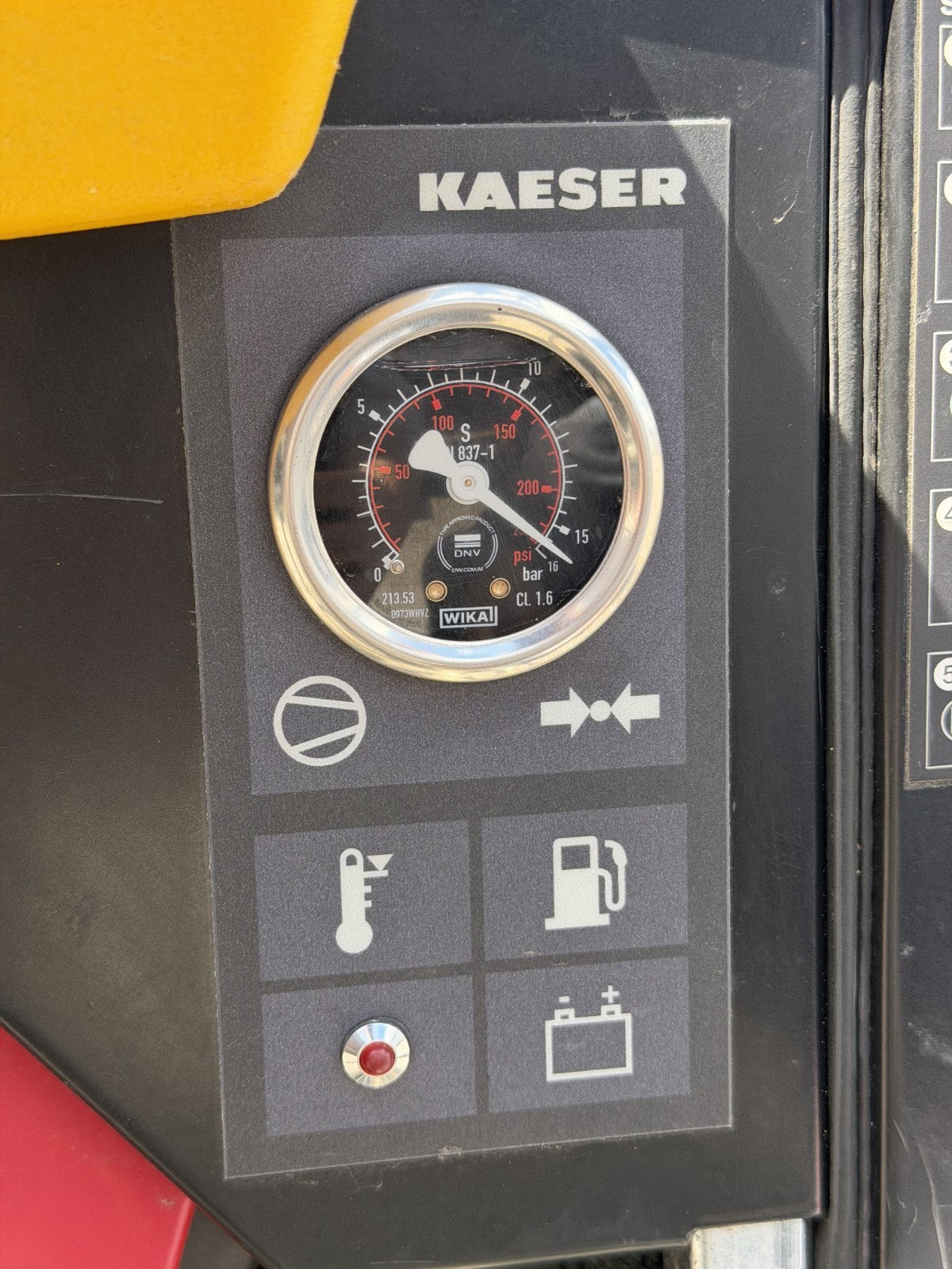 Kaeser Mobilair M17 Portable Petrol Rotary Screw Compressor+ HS40143 Aftercooler10