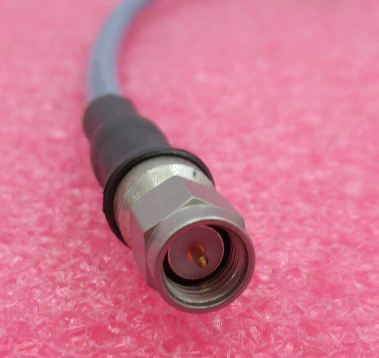 Huber & Suhner 30-09530-10/A SMA Male to N Male Right Angle 50CM Coaxial RF Cable