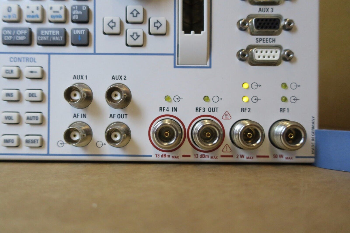 Rohde & Schwarz CMU 200 Universal Radio Communication Tester 1100.0008.02 R&S