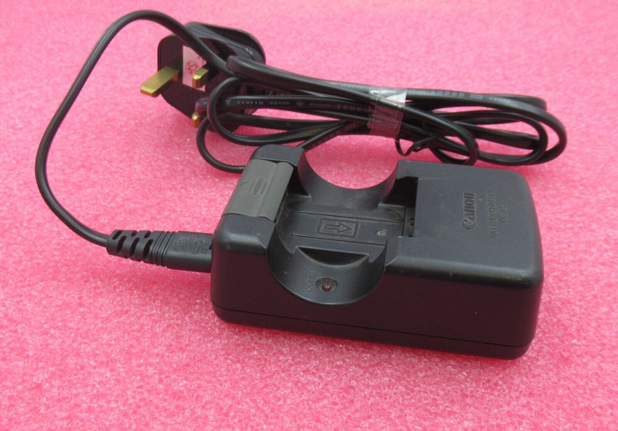 Canon Battery Charger for Digital Camera Ixus 110-240v 4.2v/8.4v 600mAh - CB2LE