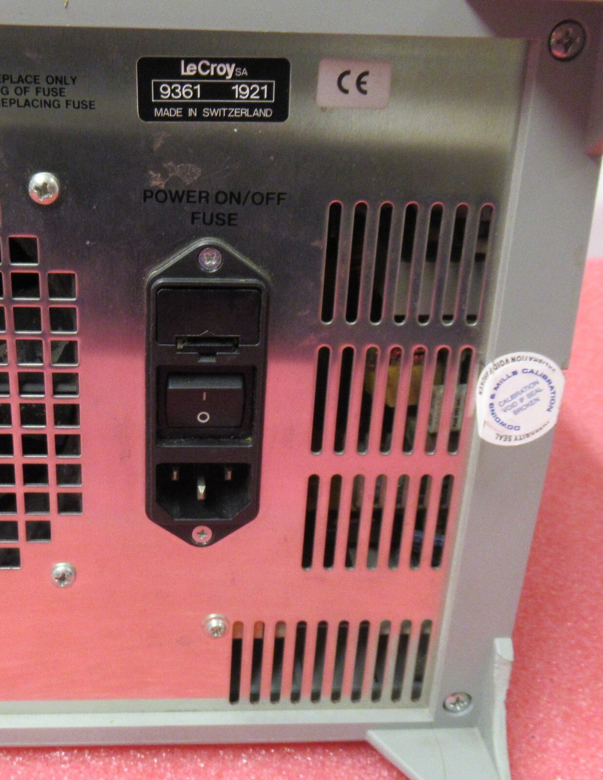 Lecroy 9361 Dual Stand Alone Digital Oscilloscope 300MHz 2.5GS/s9