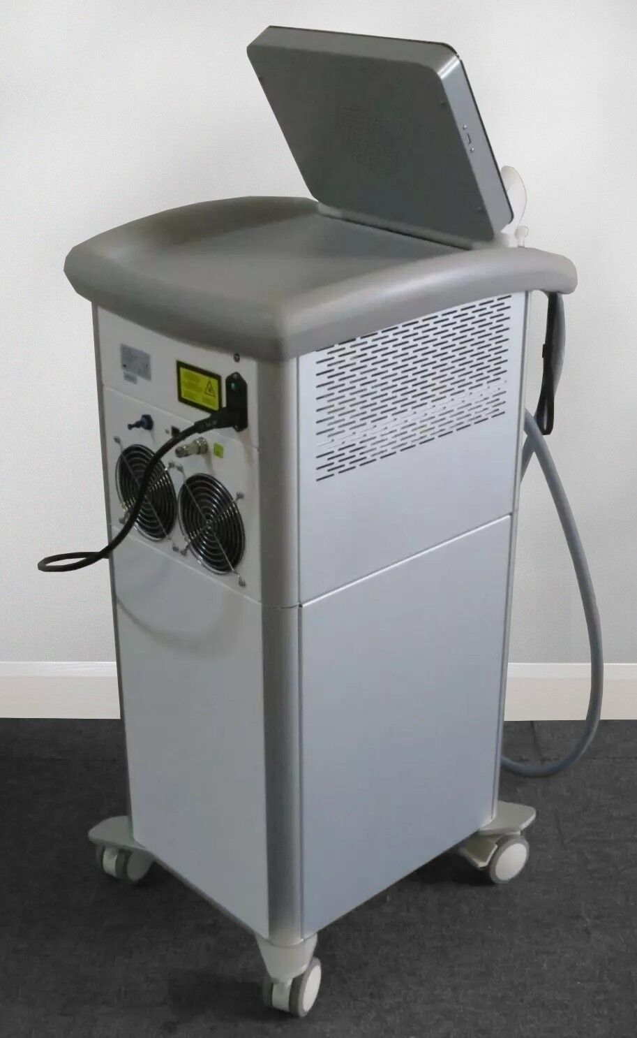 Lynton Asirox Initia Diode Laser 810nm 10mm HR Body Facial Hair Removal Machine