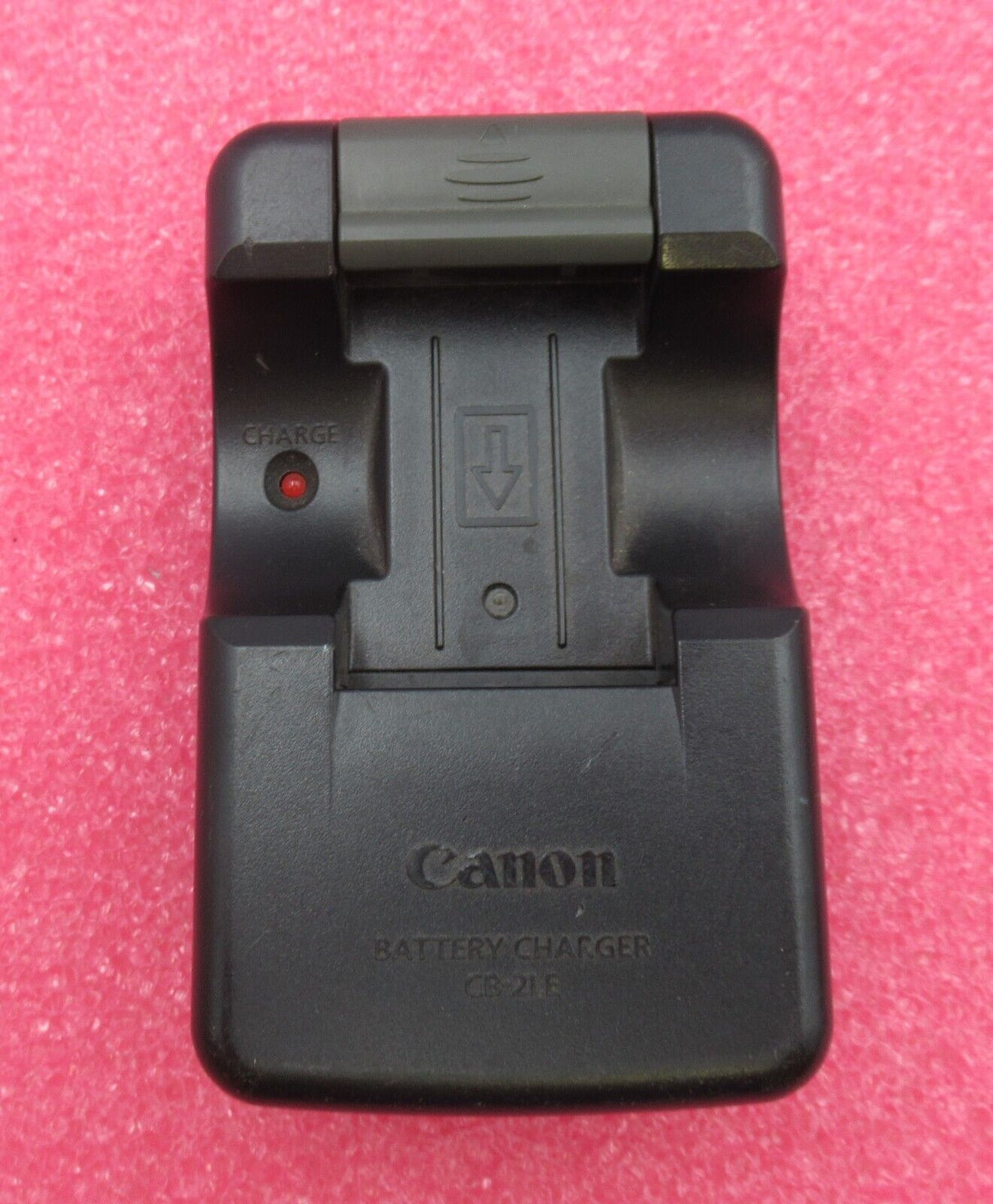Canon Battery Charger for Digital Camera Ixus 110-240v 4.2v/8.4v 600mAh - CB2LE