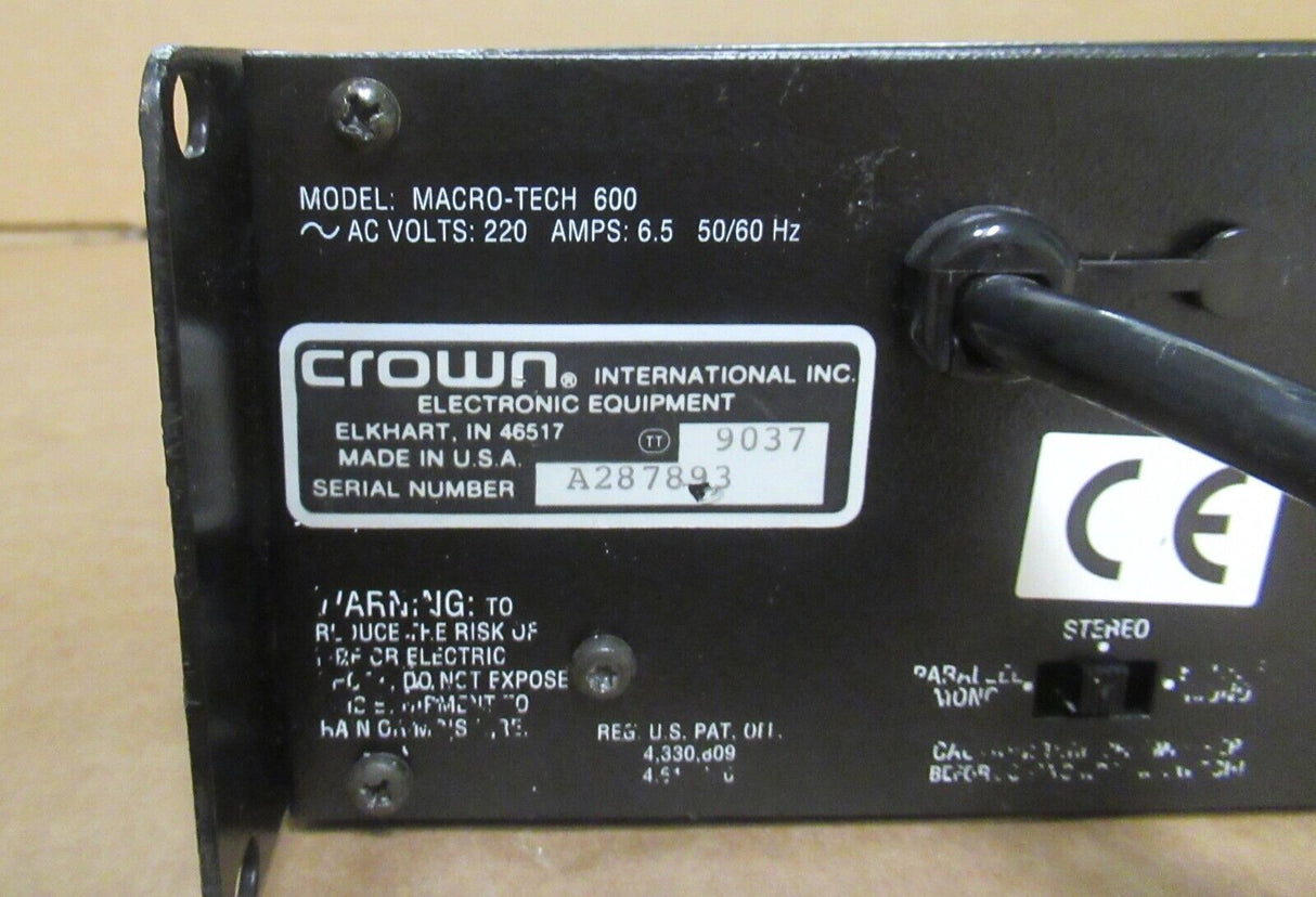 Analogue Associates Macro-Tech 600 avec processeur d'entrée programmable PIP-FX