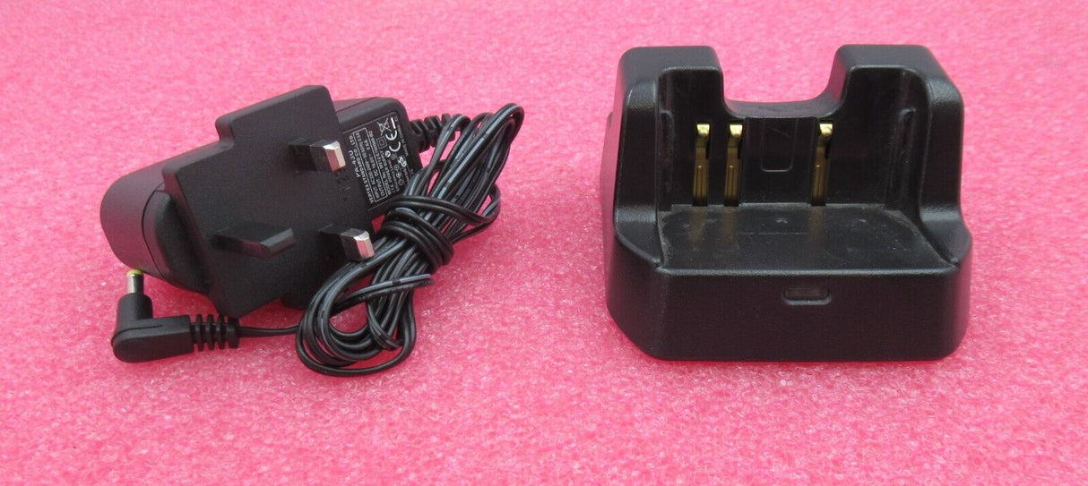 Vertex Standard CD-47 Ni-MH Desktop Charger Base Cradle And AC Power Adapter