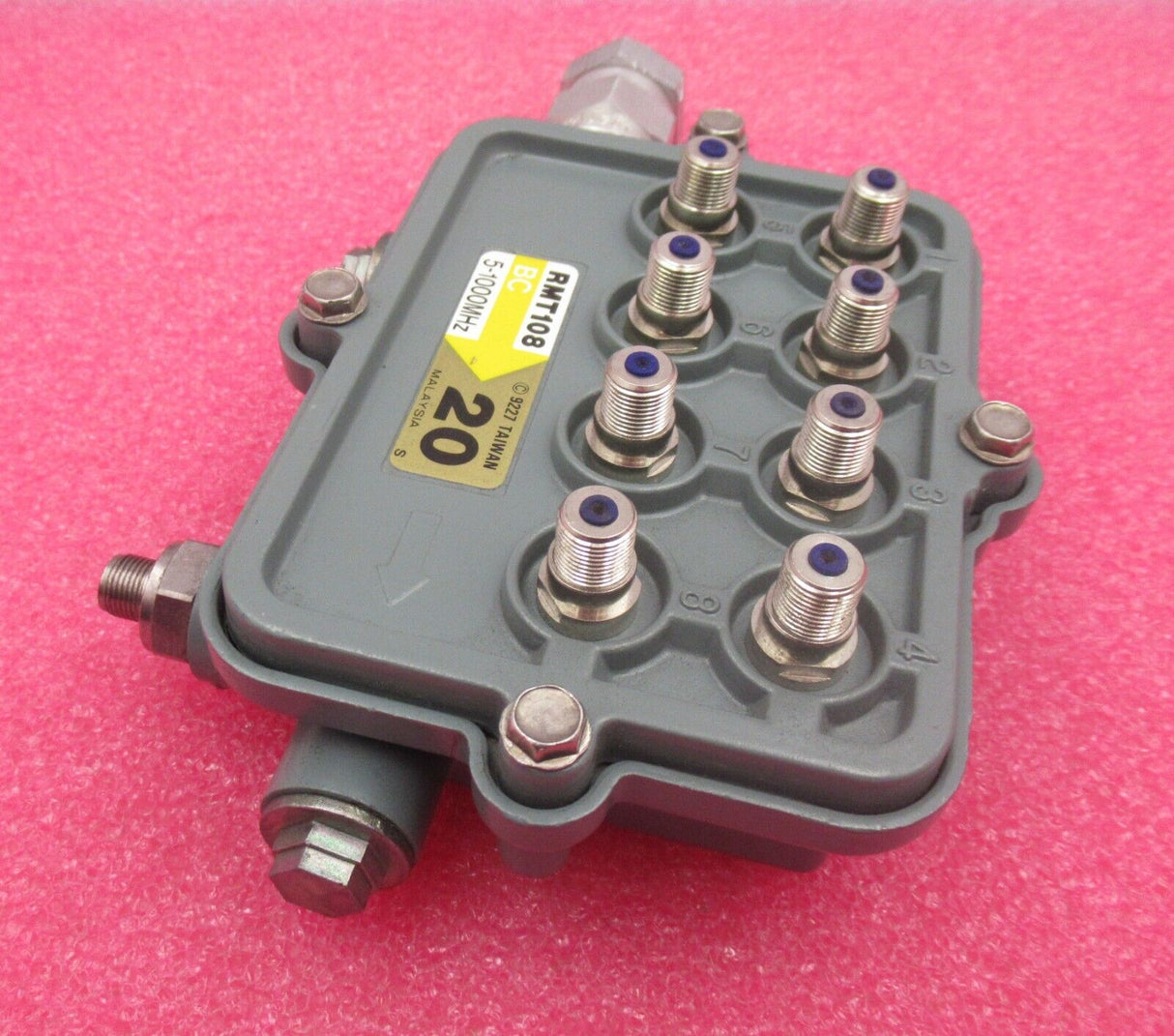 Regal Hardline RMT108 8-Port & RMT102 2-Port 5-1000 MHz Multi Cable Tap