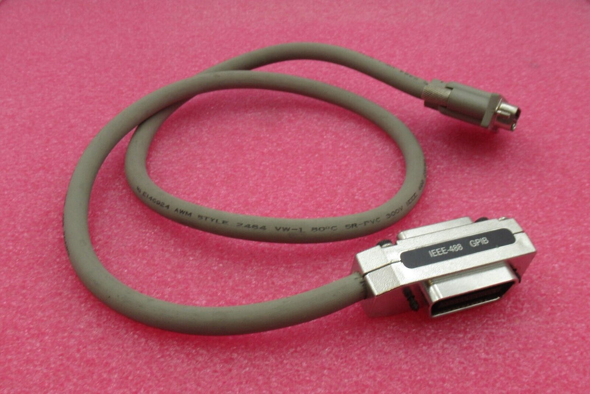 Kabel der CMC-Serie, 1 m, IEEE-488 GPIB normal auf IEEE-488 GPIB Inline-Stecker