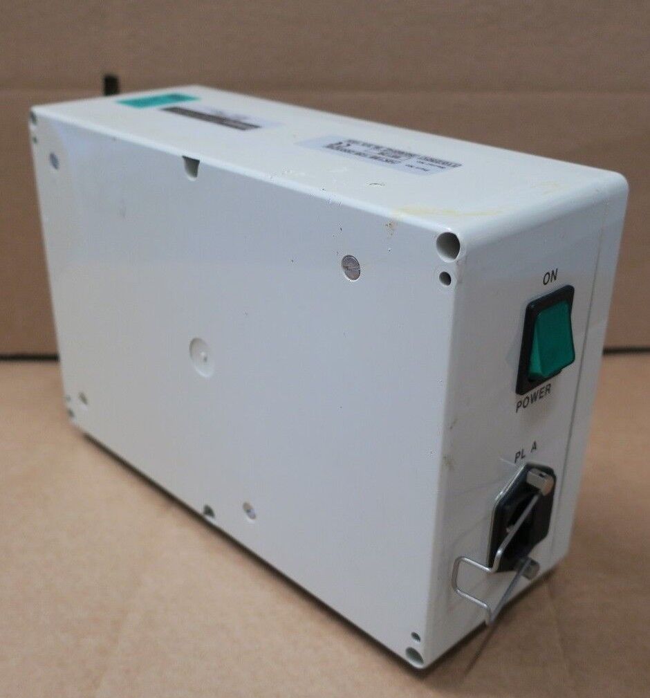 Alimentation Vinten Radamec Mini HCU HK195-105-0003DB 110/230 V CA 50/60 Hz