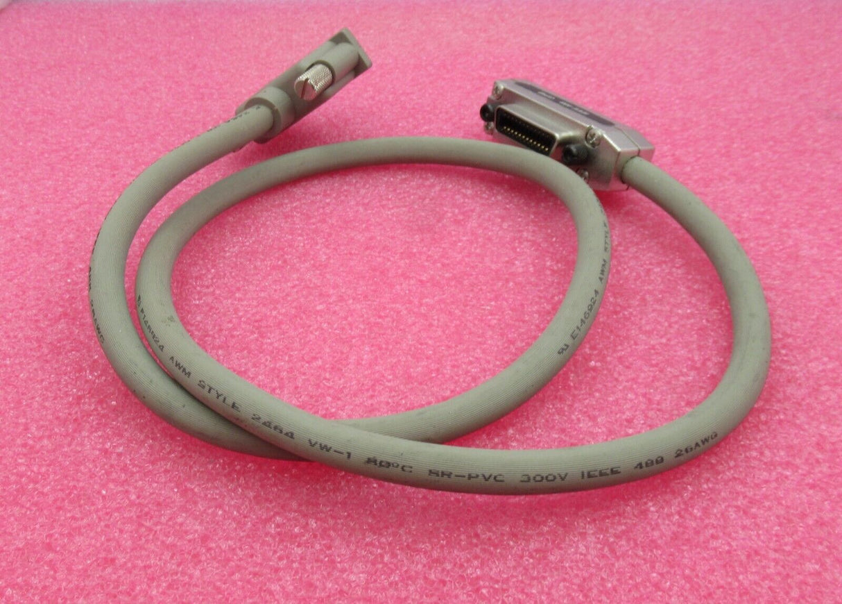 Kabel der CMC-Serie, 1 m, IEEE-488 GPIB normal auf IEEE-488 GPIB Inline-Stecker