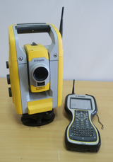 6709673