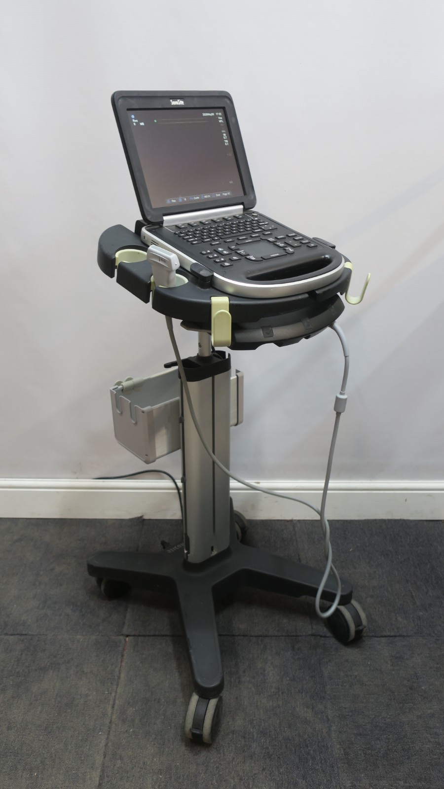 SonoSite Edge Portable Ultrasound 2D MMode Doppler P1500063 + HLF38x/136Mhz3