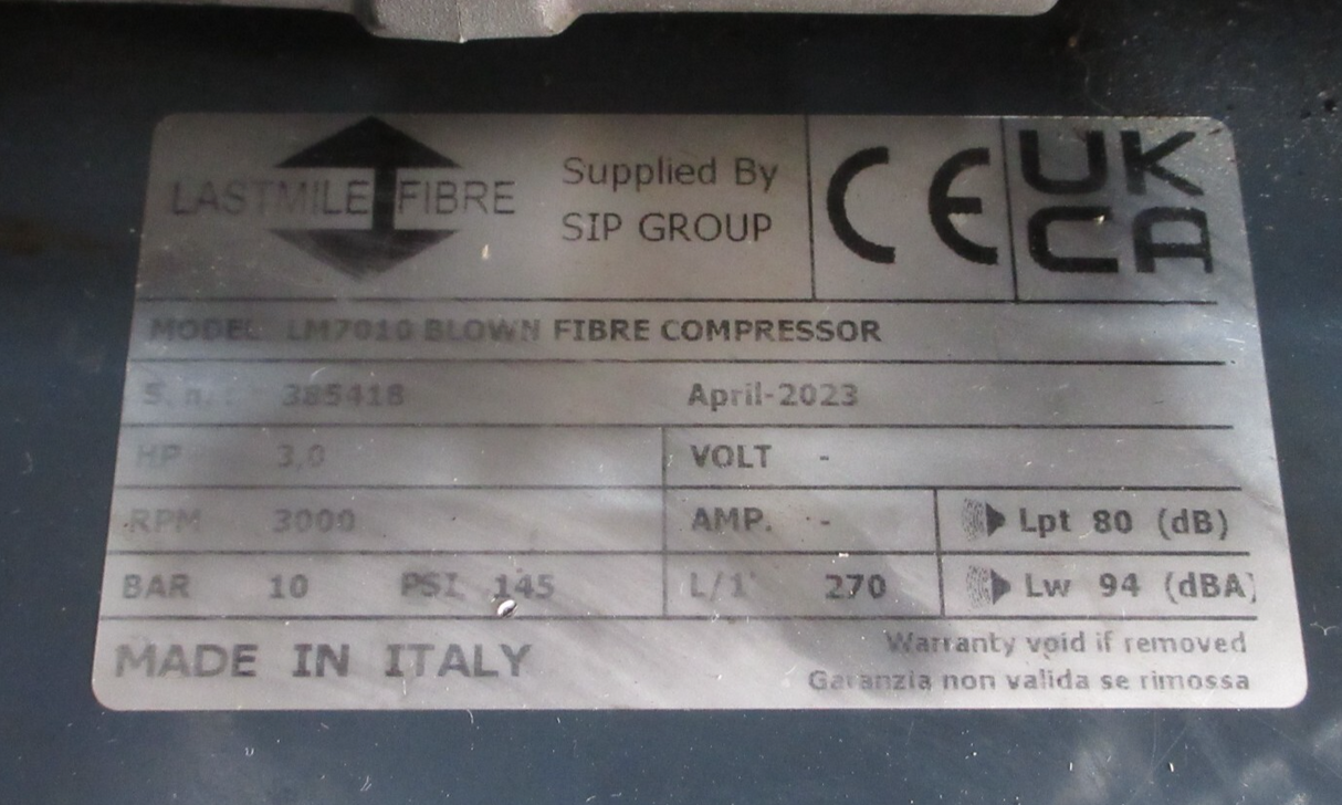 7588779