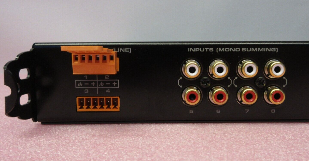 QSC MP-M40 Musik- und Paging-Zonenmixer mit 8 Eingängen und 4 Ausgängen, 1 HE Rackmontage