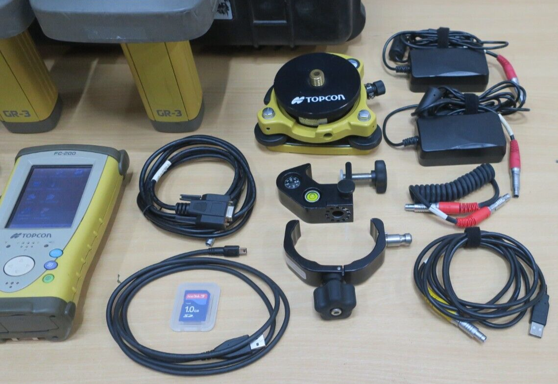 Récepteur GPS UHF GNSS numérique Topcon GR-3 Contrôleur de terrain FC-200 Base et Rover