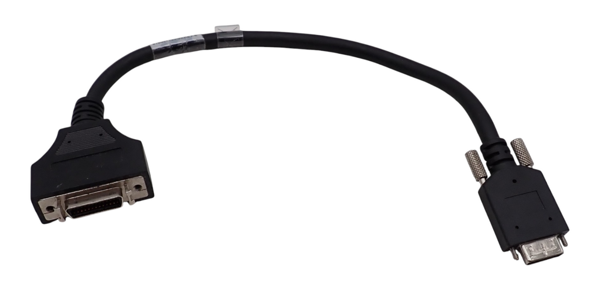 Avid Digidesign 918057105 00 DigiLink Female to Mini DigiLink Male Adapter Cable1