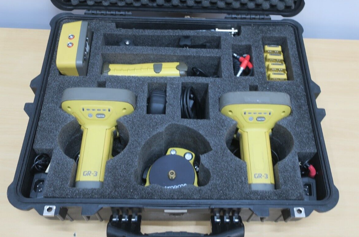 Récepteur GPS UHF GNSS numérique Topcon GR-3 Contrôleur de terrain FC-200 Base et Rover