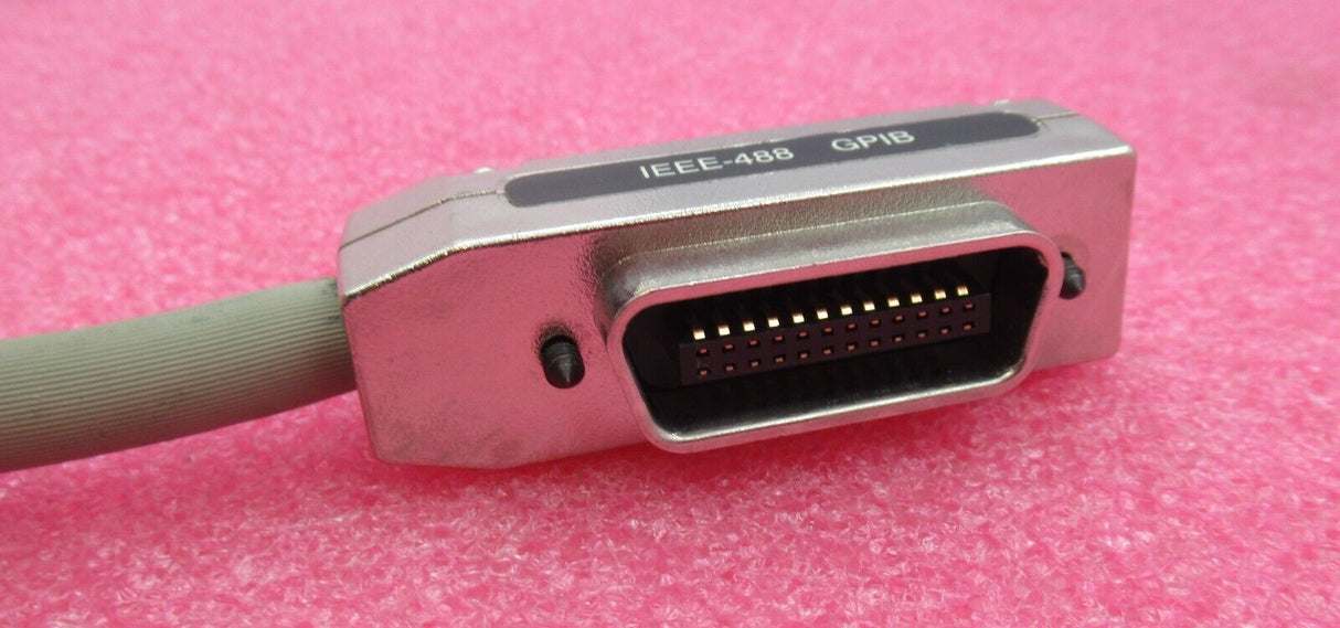 Kabel der CMC-Serie, 1 m, IEEE-488 GPIB normal auf IEEE-488 GPIB Inline-Stecker