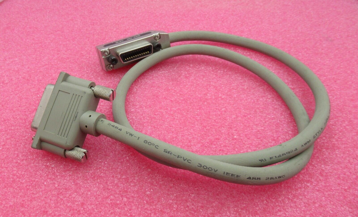 Kabel der CMC-Serie, 1 m, IEEE-488 GPIB normal auf IEEE-488 GPIB Inline-Stecker