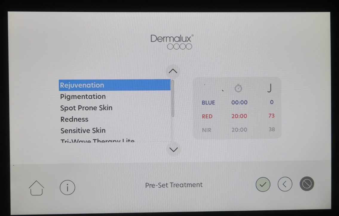 2024 Dermalux Compact Lite TriWave MD 415nm 633nm 830nm Phototherapy Unit LED8