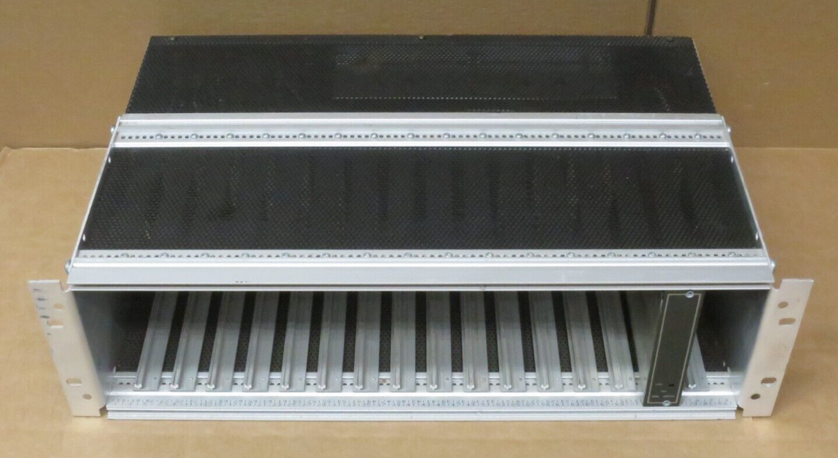 Aurora Communications Systems Chassis A110 / 3 &  A510 WB 9dB Amplifier