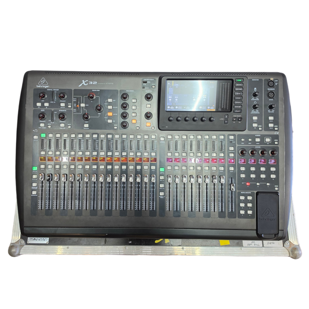 Behringer X32 Digital Mixing Console 40x Input 25x Bus Mixer 32x MIDAS Preamps1