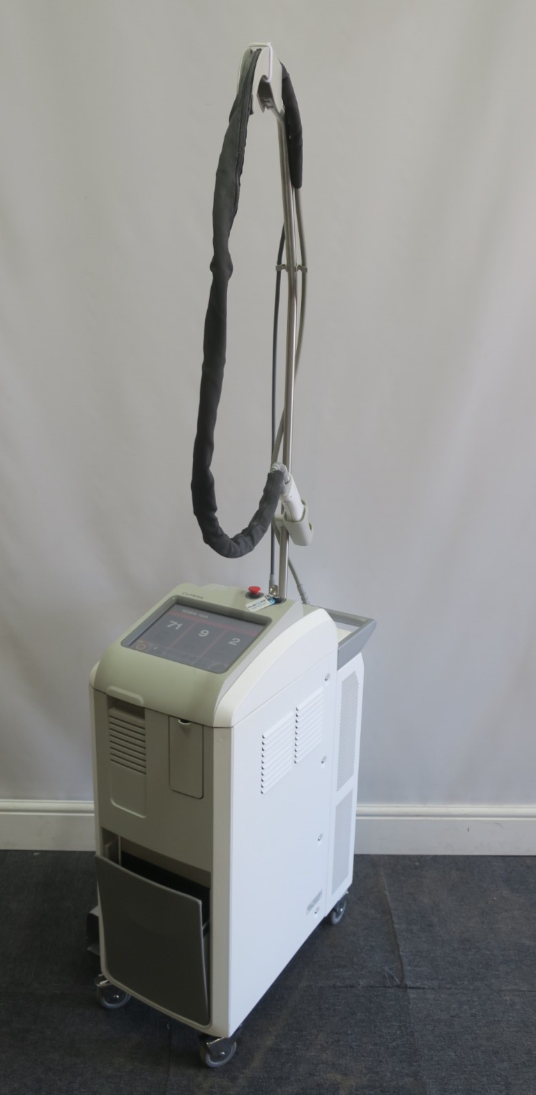 Cutera Excel HR Alexandrite 755 nm Nd:YAG 1064nm Laser Hair Removal Skin Machine3